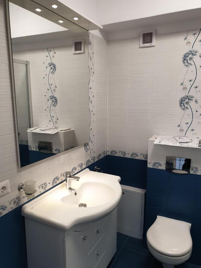 Topaz Central Apartment Бакэу Экстерьер фото