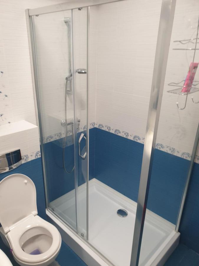 Topaz Central Apartment Бакэу Экстерьер фото