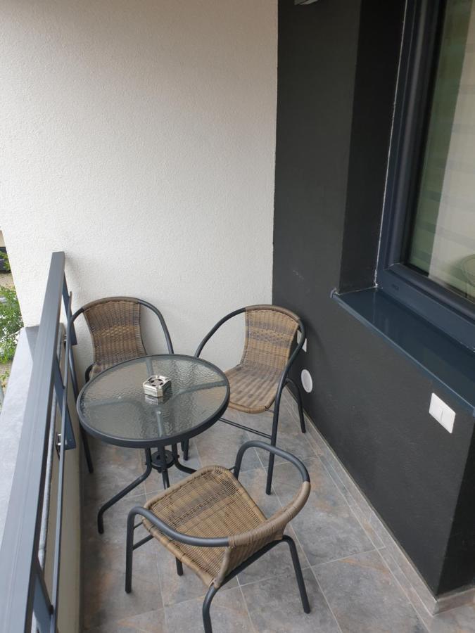Topaz Central Apartment Бакэу Экстерьер фото
